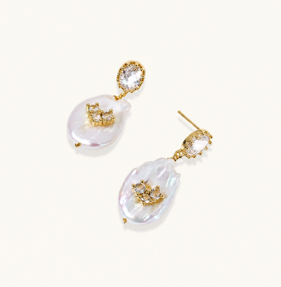 ALAERE Starlight Pearl Drop Earrings