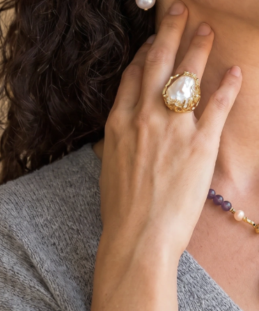 ALAERE Pearl Crown Ring